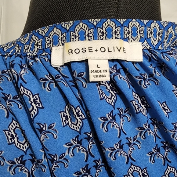 Rose + Olive Flowy Top - Picture 6 of 6